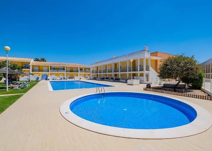 Pool&beach In Encosta De Sao Jose
